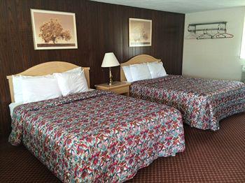 Fels Three Crown Motel Clarence Buitenkant foto